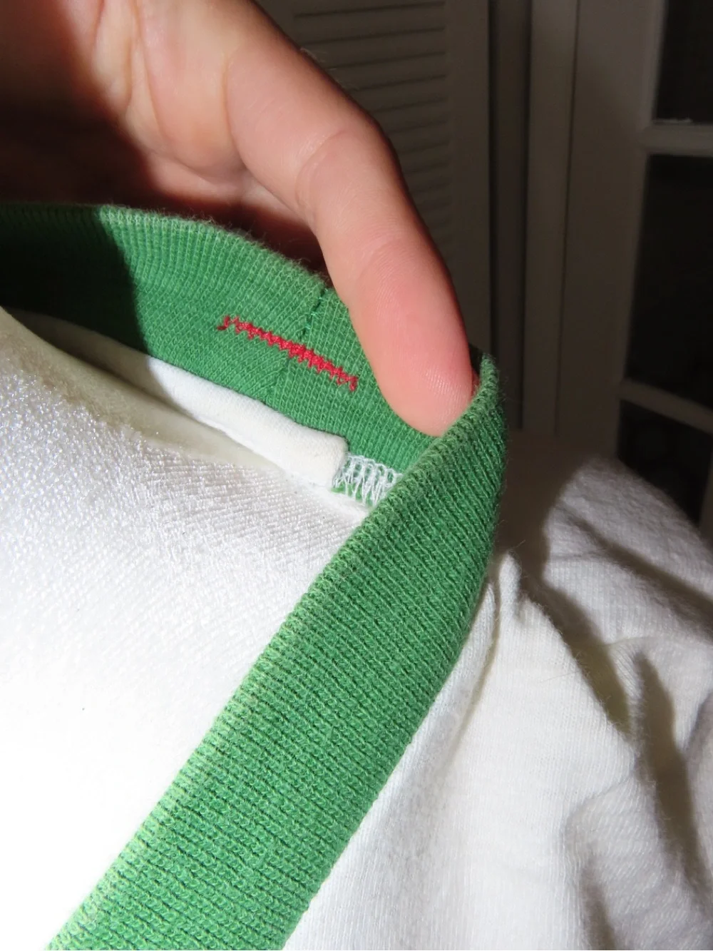 Guess Vintage Tee with Green Trim and Rainbow Accent - Original - Picture 3 of 3